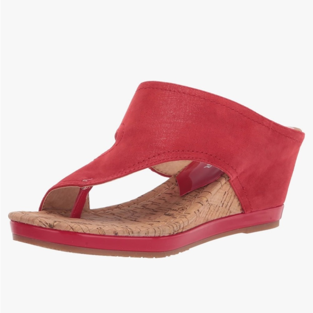 Donald Pliner Myrtle sandal in Tomato!